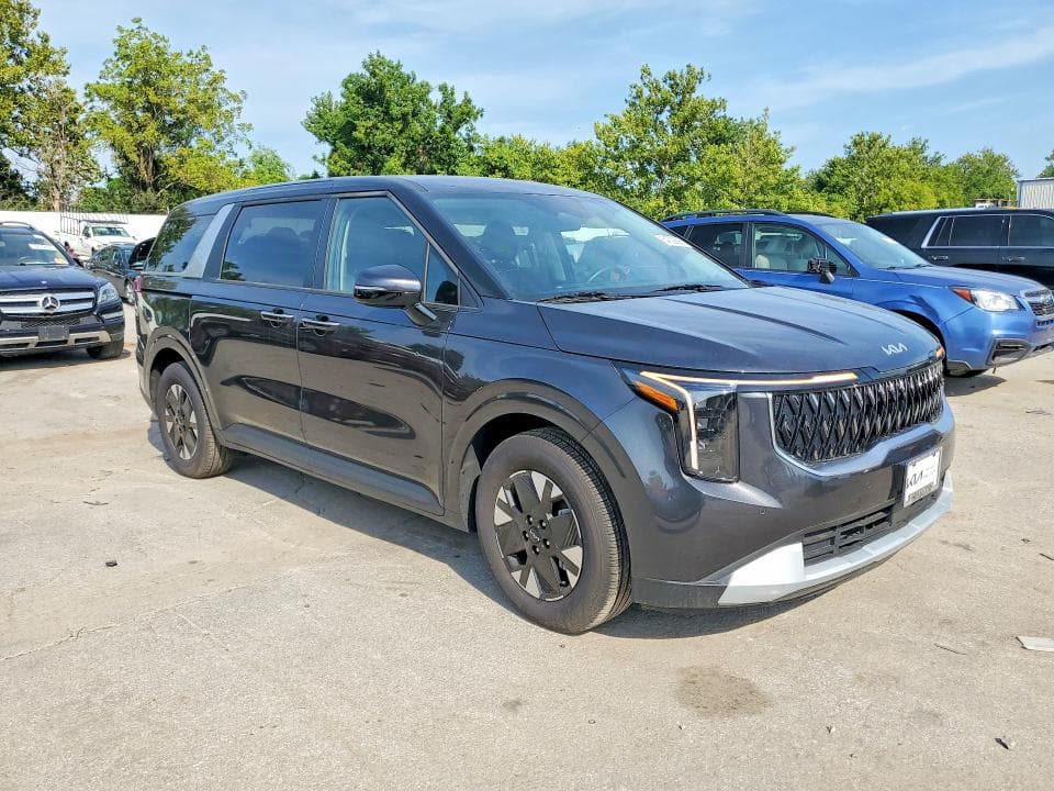 2026 KIA CARNIVAL LXS 4