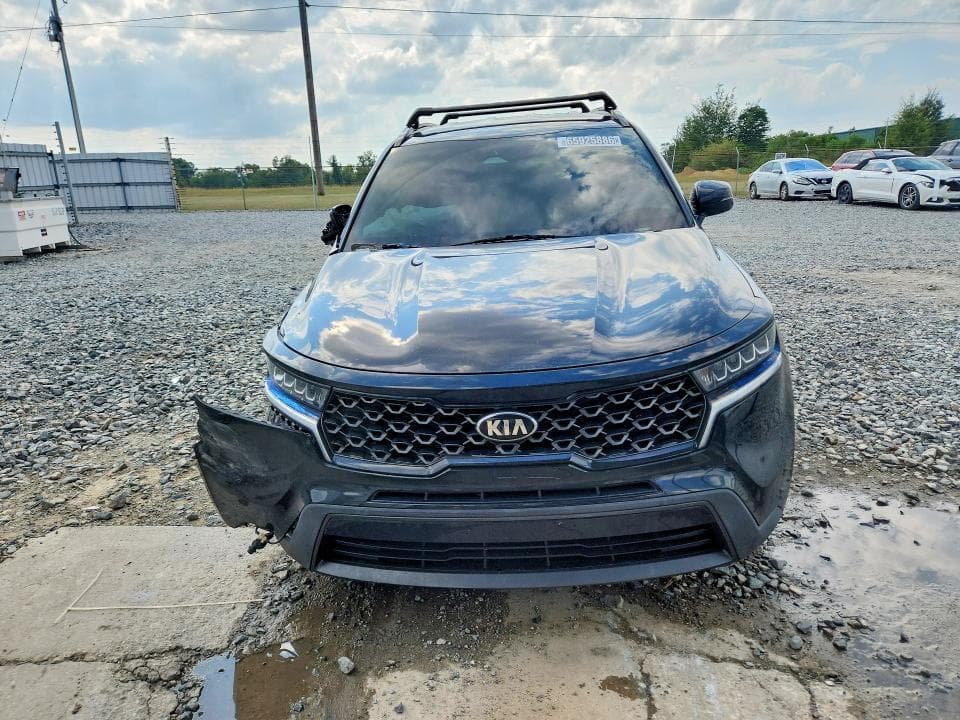 2021 KIA SORENTO S 5