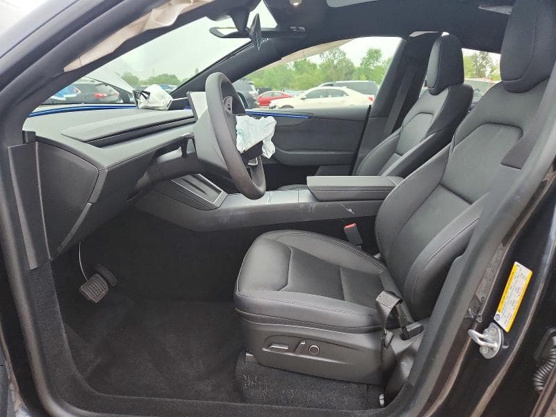 2026 TESLA MODEL Y 7