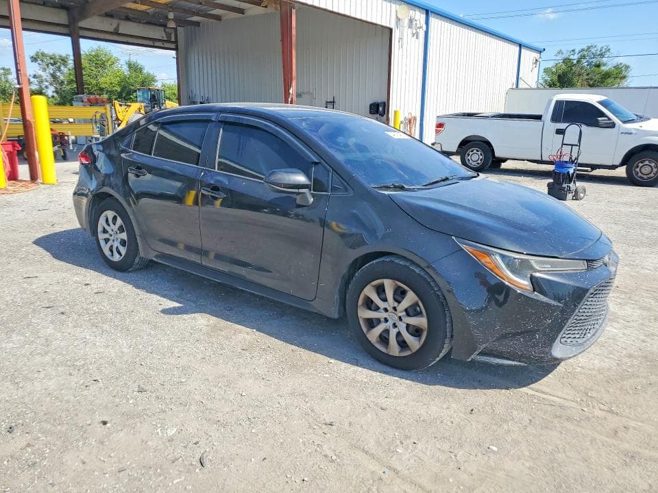 2021 TOYOTA COROLLA LE 4