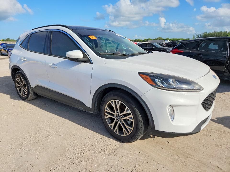 2021 FORD ESCAPE SEL 4