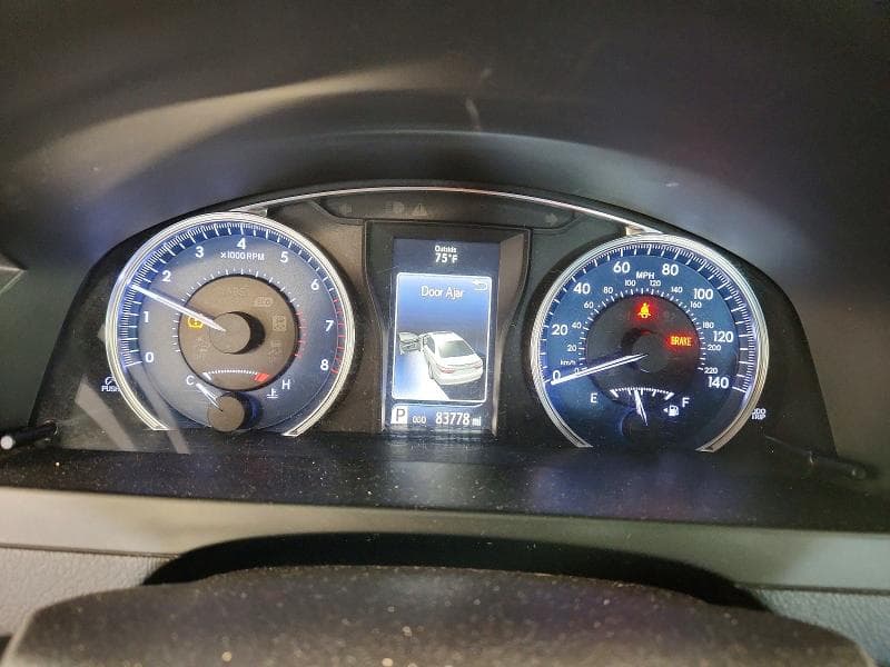 2017 TOYOTA CAMRY LE 9