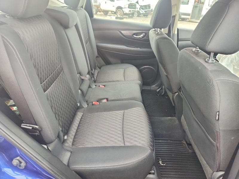 2018 NISSAN ROGUE S 11
