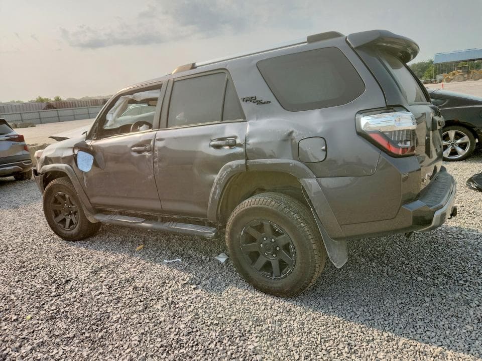 2018 TOYOTA 4RUNNER TRD OFF-ROAD PREMIUM 2