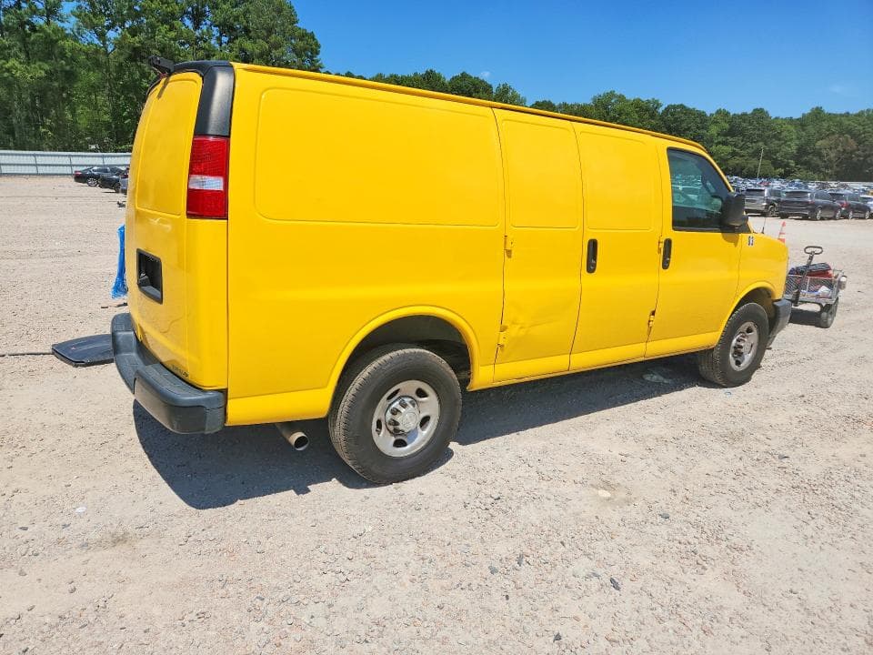 2019 CHEVROLET EXPRESS G2500 3