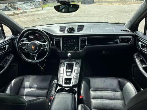 2017 PORSCHE MACAN GTS 5