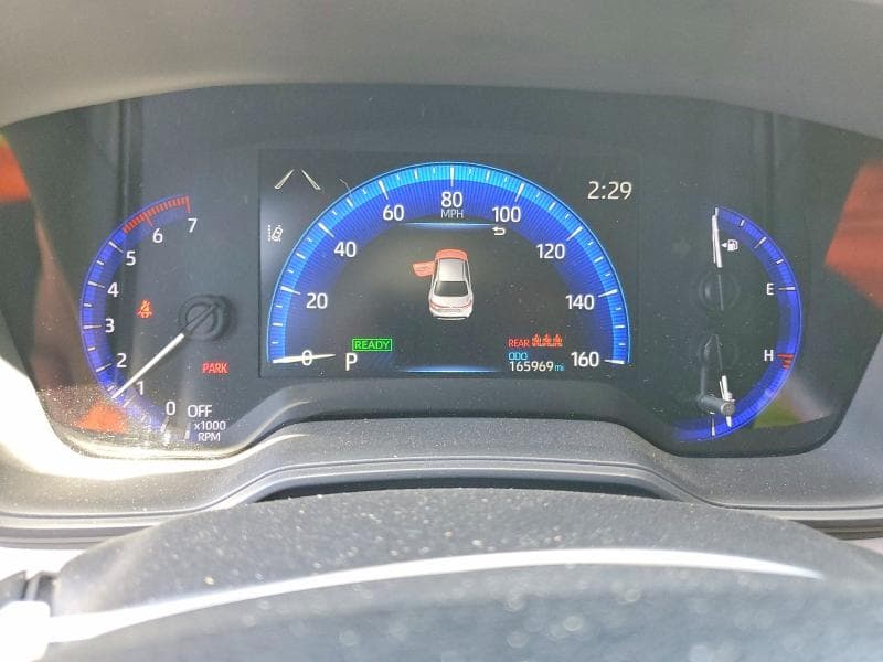2020 TOYOTA COROLLA LE 9