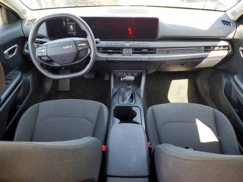 2026 KIA K4 LXS 8
