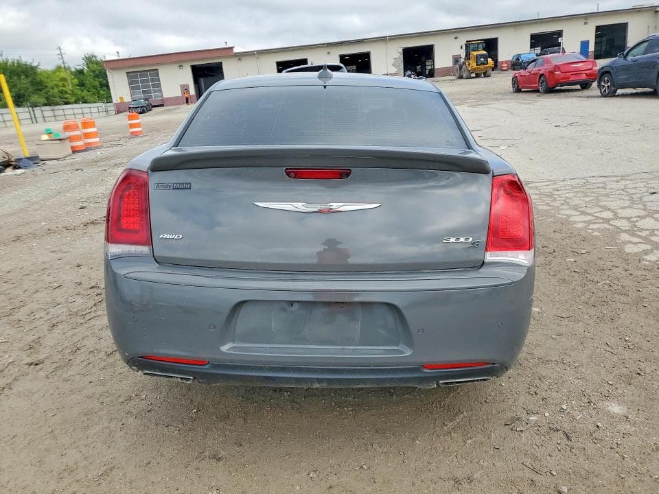 2017 CHRYSLER 300 S 6
