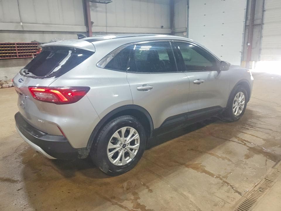 2023 FORD ESCAPE ACTIVE 3