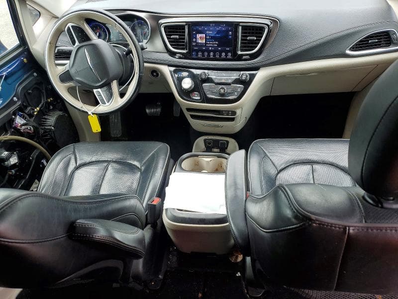 2018 CHRYSLER PACIFICA LIMITED 8