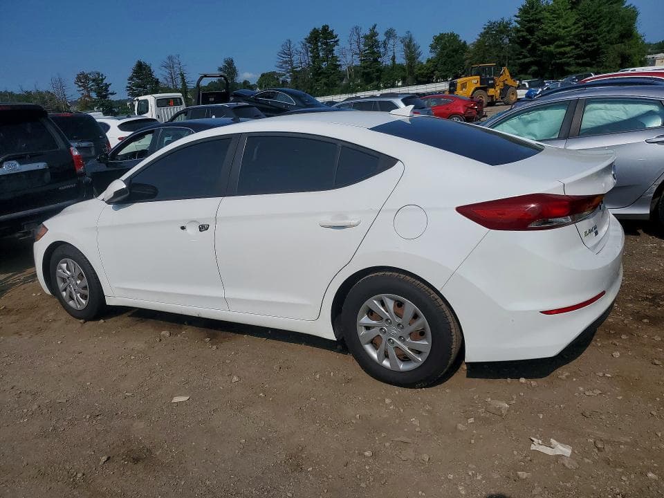 2018 HYUNDAI ELANTRA SE 2