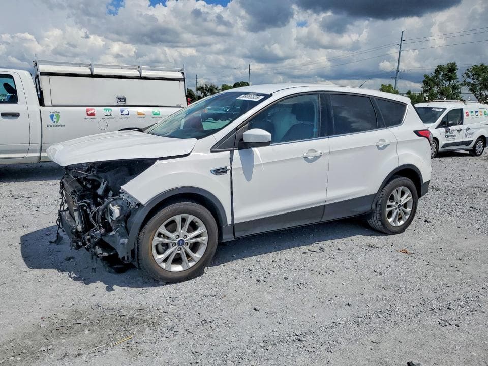 2017 FORD ESCAPE SE - 1