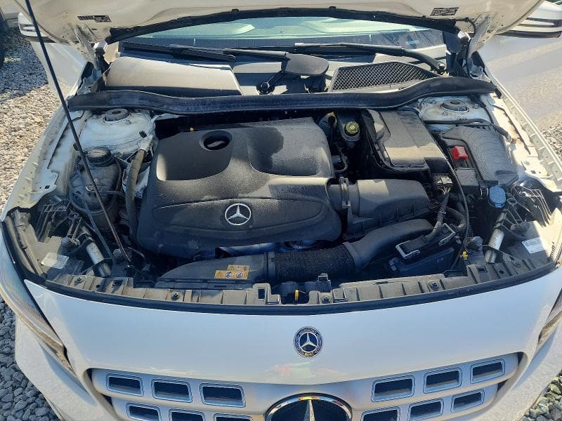 2019 MERCEDES-BENZ GLA 250 12