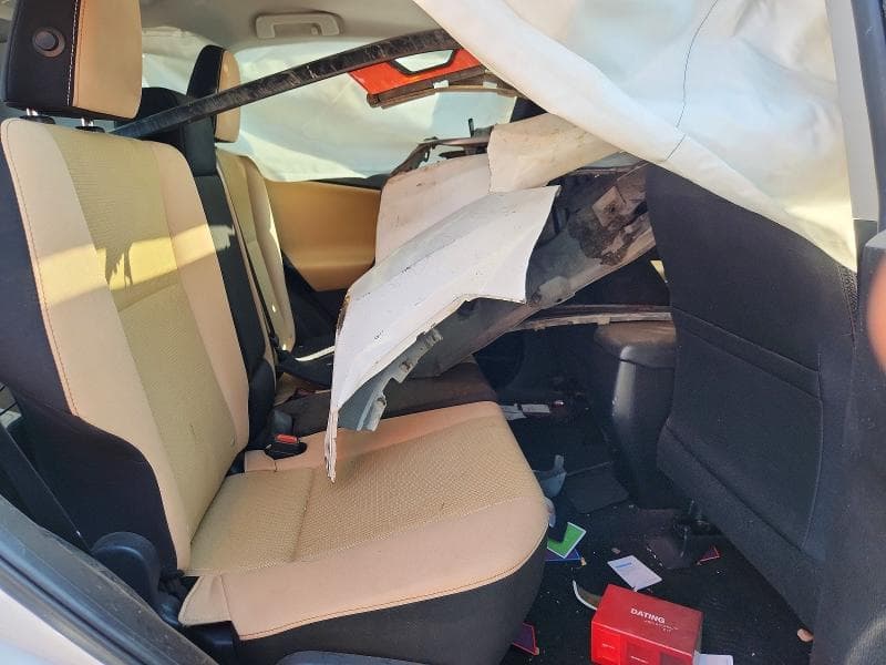 2017 TOYOTA RAV4 XLE 10