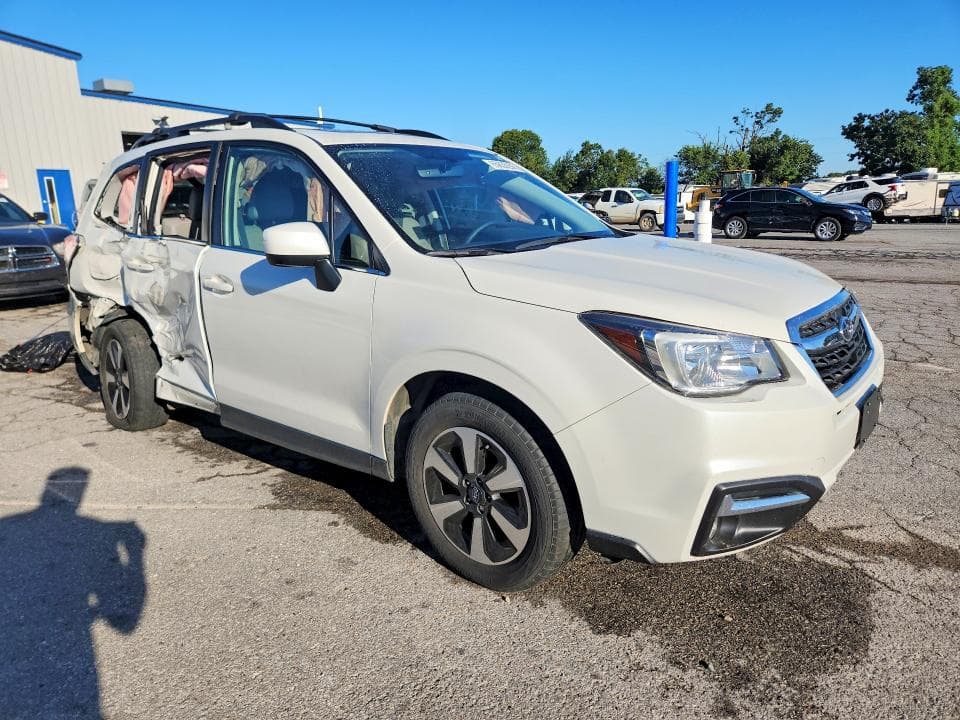2017 SUBARU FORESTER 2.5I LIMITED 4
