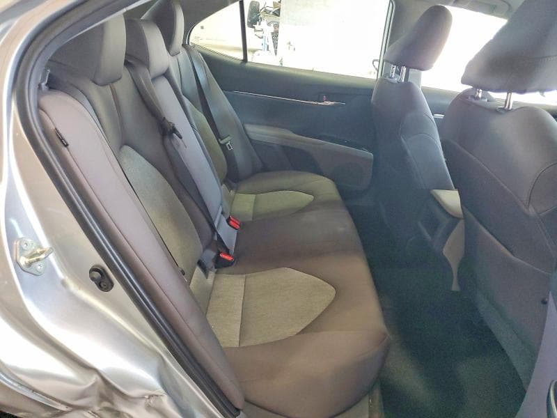 2019 TOYOTA CAMRY LE 10