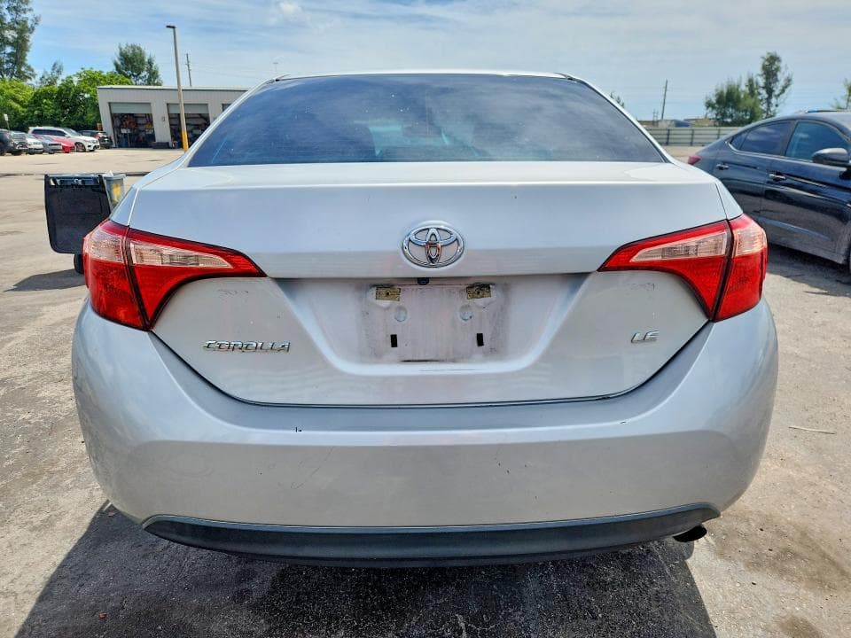 2017 TOYOTA COROLLA LE 6