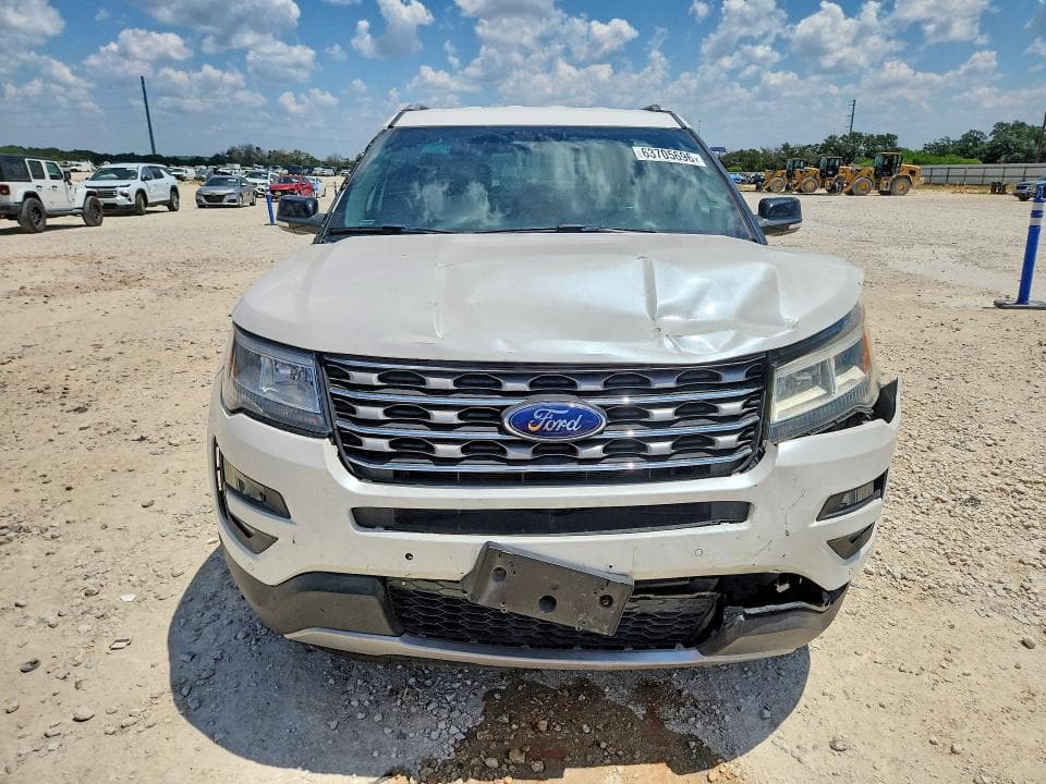 2017 FORD EXPLORER XLT 5