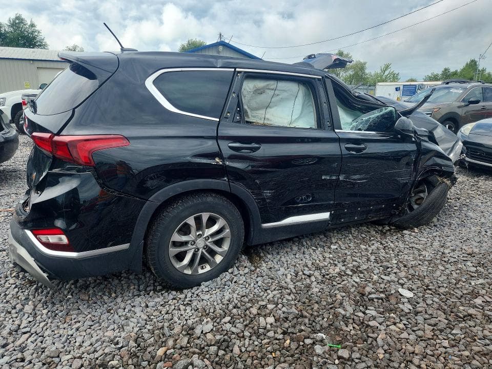 2020 HYUNDAI SANTA FE SE 3
