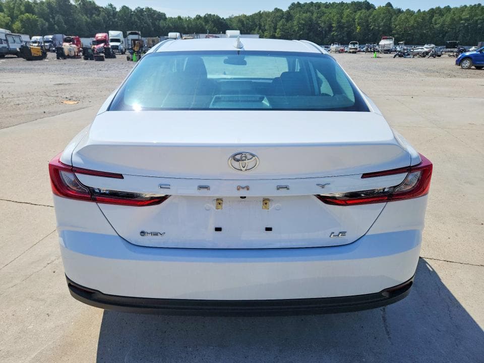 2025 TOYOTA CAMRY LE 6