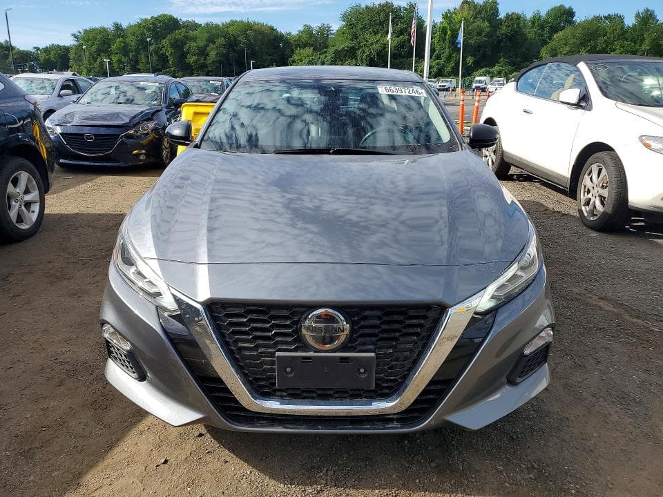 2021 NISSAN ALTIMA SR 5