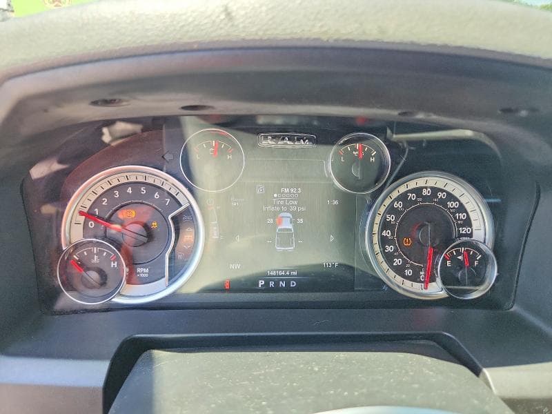 2017 RAM 1500 SLT 9