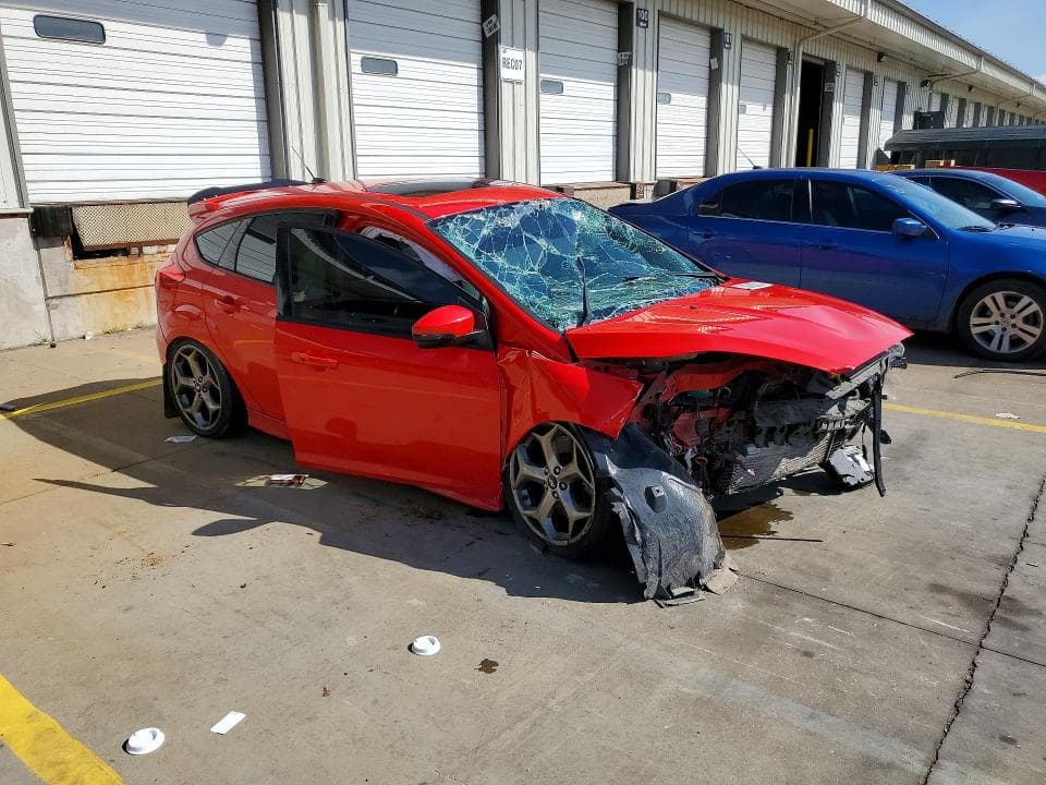 2017 FORD FOCUS ST 4