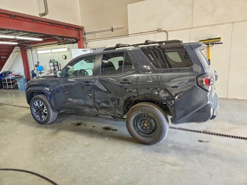 2026 TOYOTA 4RUNNER TRD SPORT PREMIUM 2
