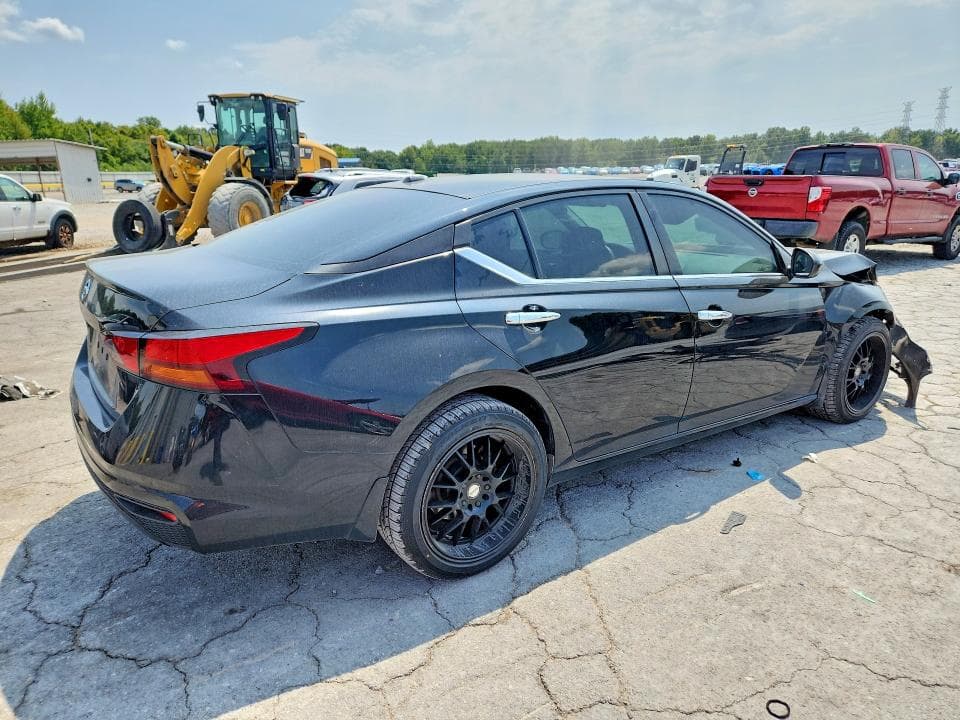 2019 NISSAN ALTIMA S 3