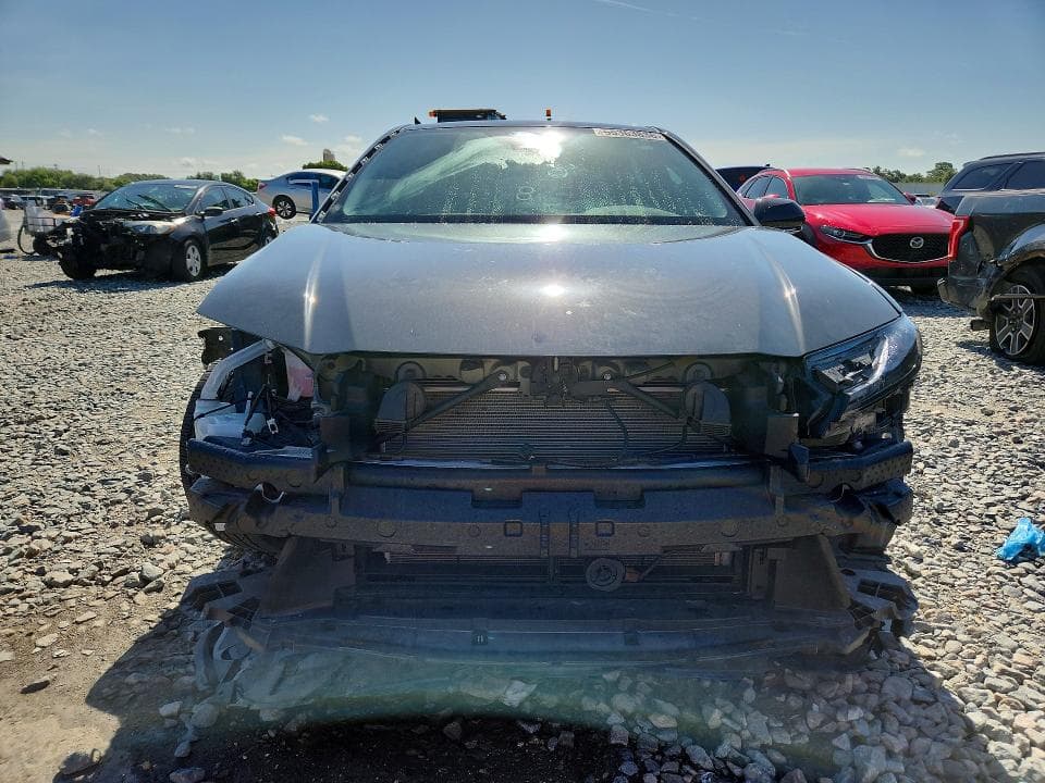 2025 TOYOTA CAMRY SE 5