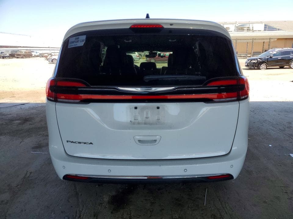 2025 CHRYSLER PACIFICA SELECT 6