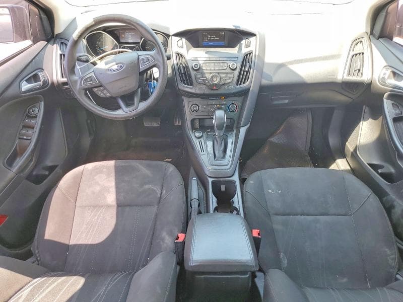 2017 FORD FOCUS SE 8