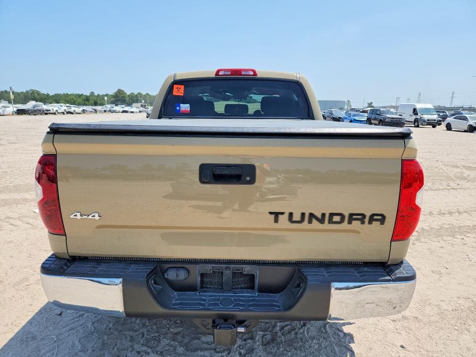 2018 TOYOTA TUNDRA CREWMAX SR5 6
