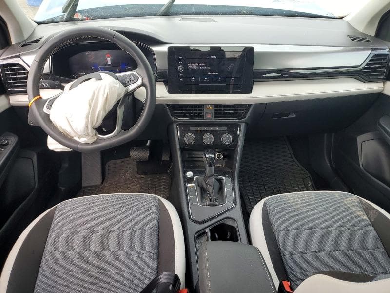 2025 VOLKSWAGEN TAOS S 8