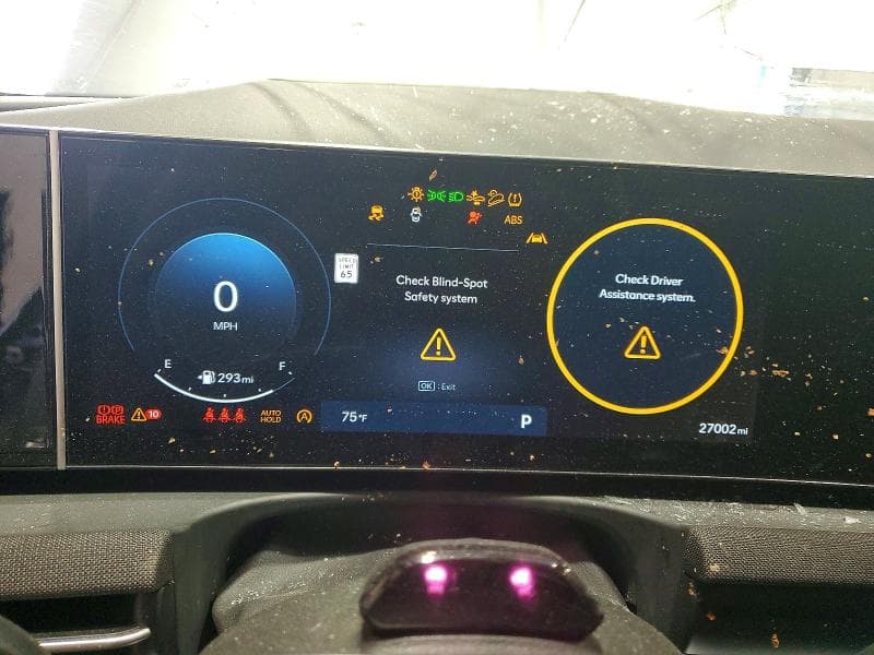 2025 HYUNDAI TUCSON LIMITED 9