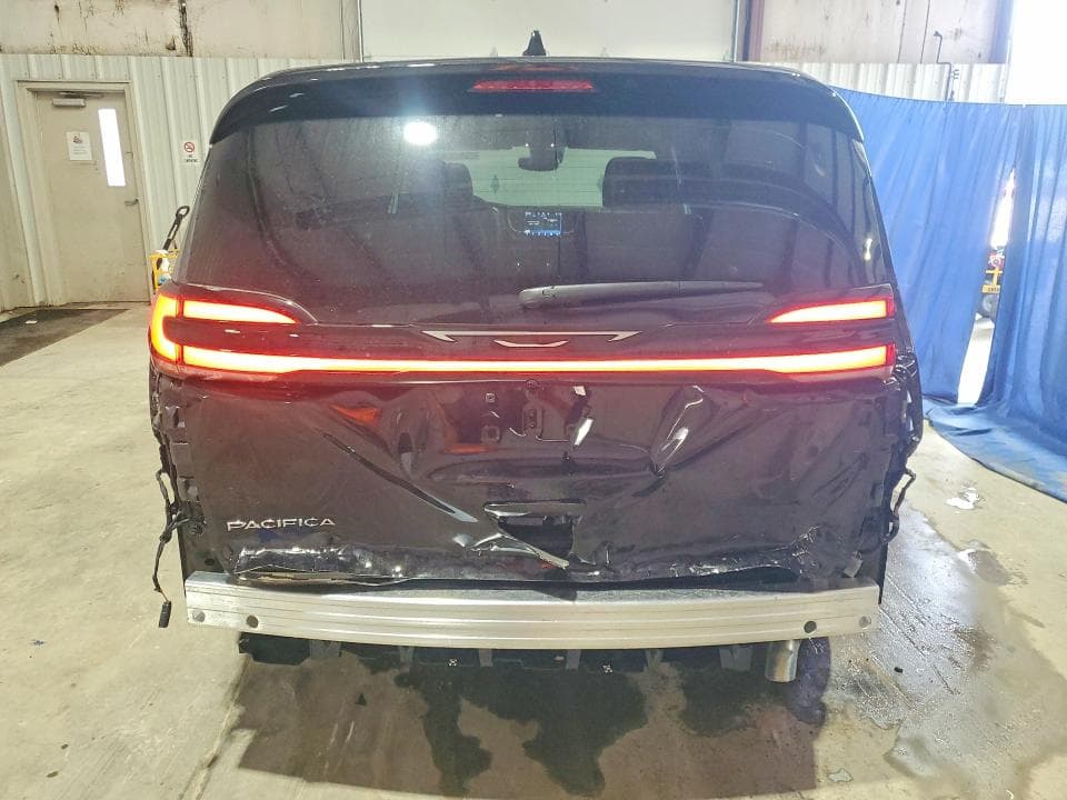 2027 CHRYSLER PACIFICA SELECT 6
