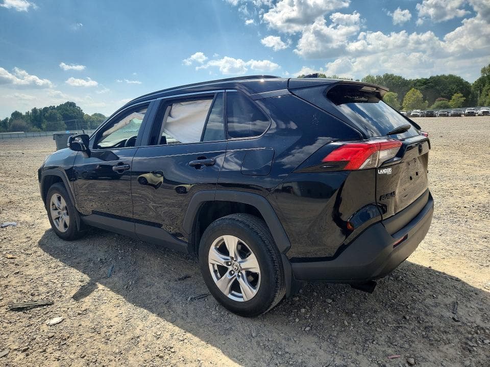 2025 TOYOTA RAV4 XLE 2