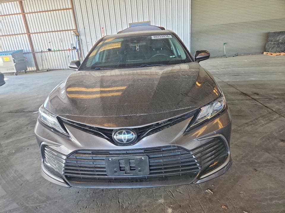 2022 TOYOTA CAMRY LE 5