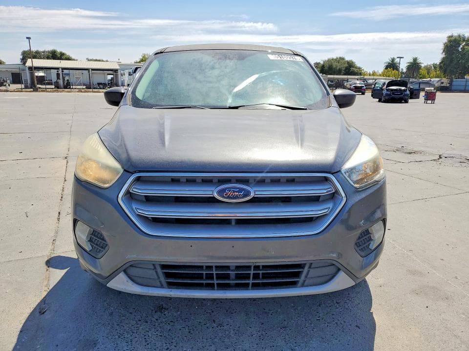 2017 FORD ESCAPE SE 5