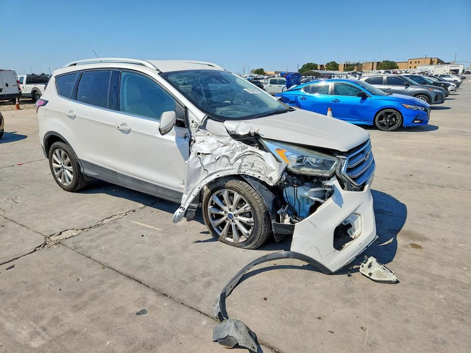 2017 FORD ESCAPE TITANIUM 4