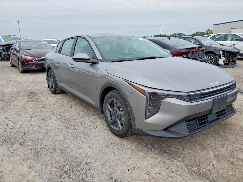 2025 KIA K4 LXS 4