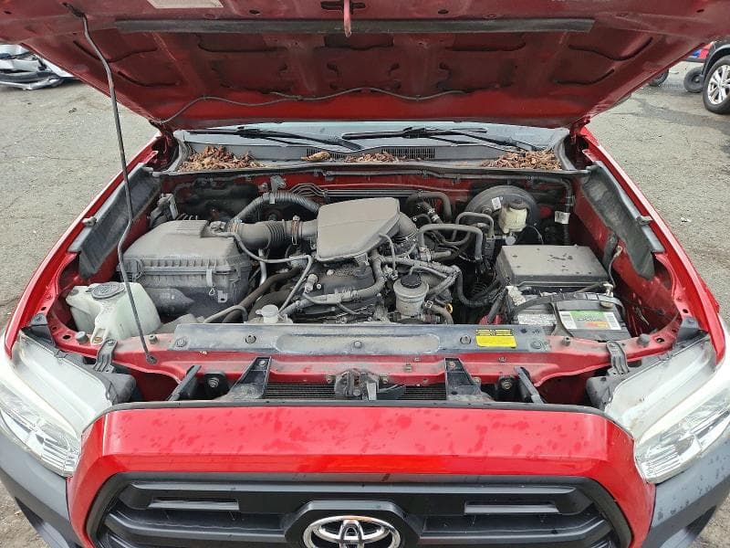 2017 TOYOTA TACOMA SR 11