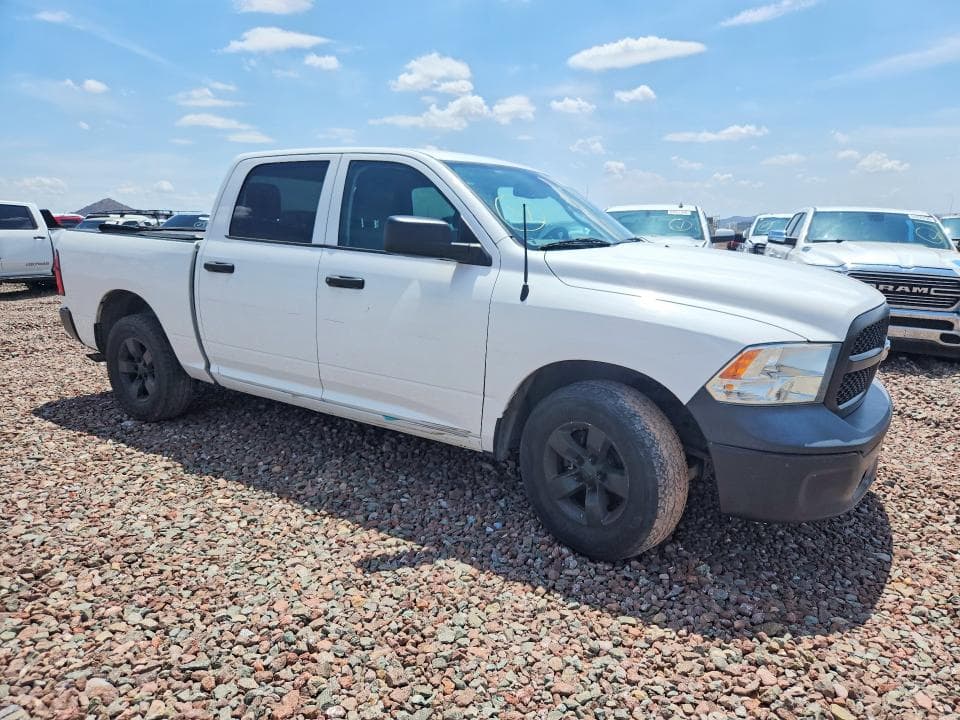 2018 RAM 1500 ST 4