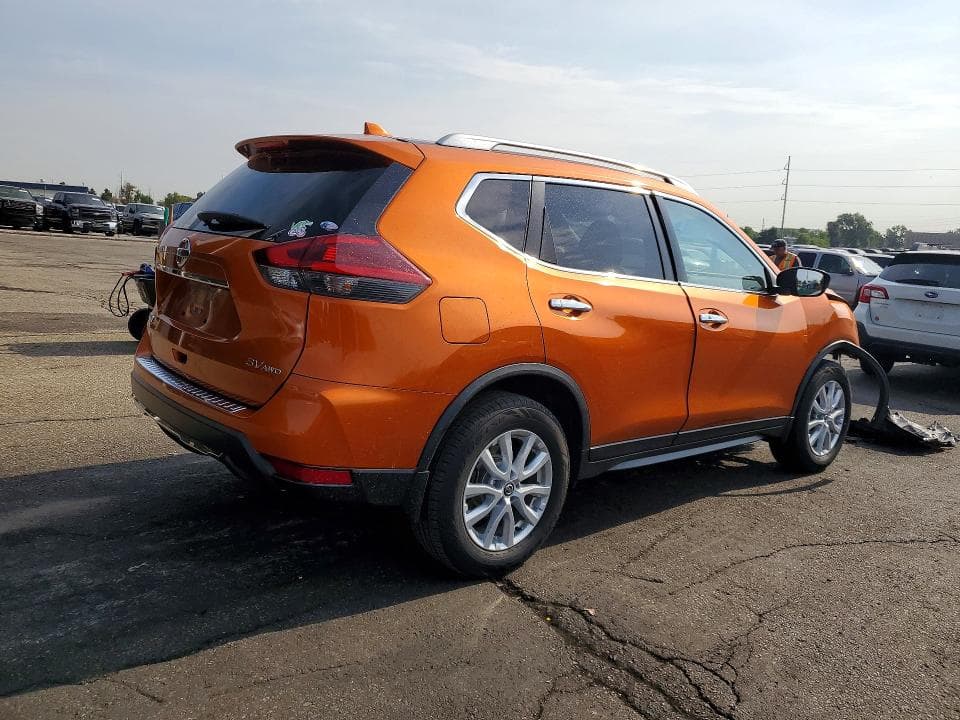 2018 NISSAN ROGUE SV 3