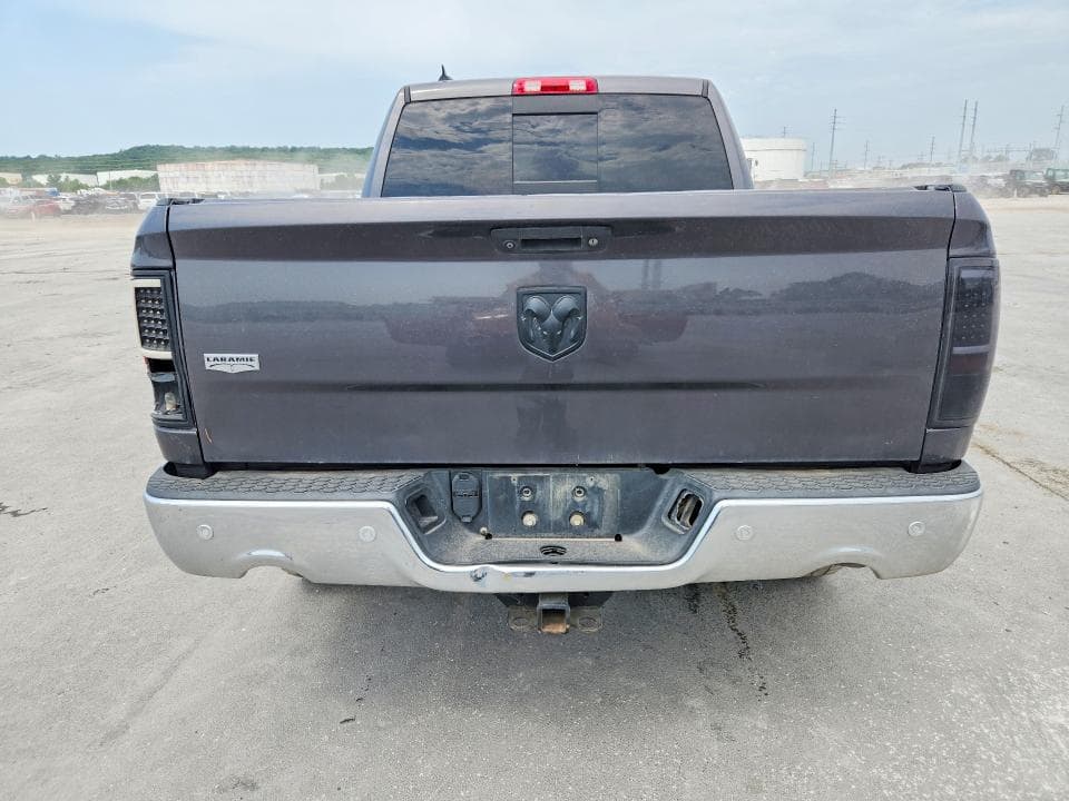 2017 RAM 1500 LARAMIE 6