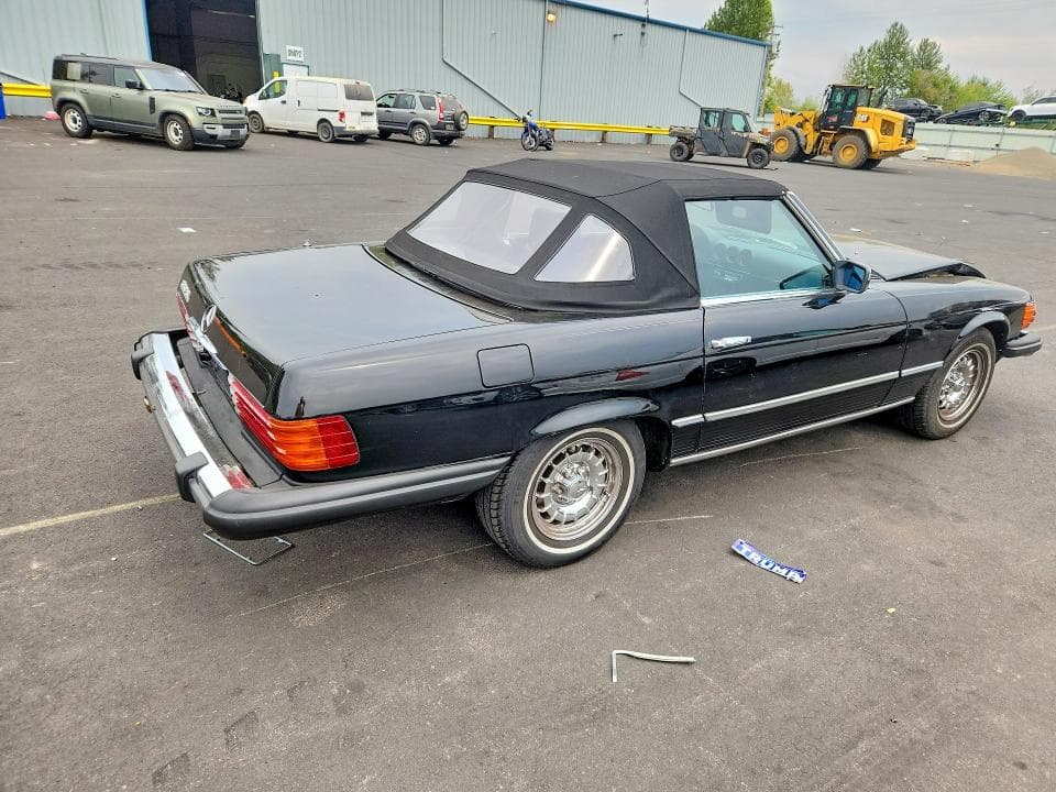 1981 MERCEDES-BENZ 380 SL 3