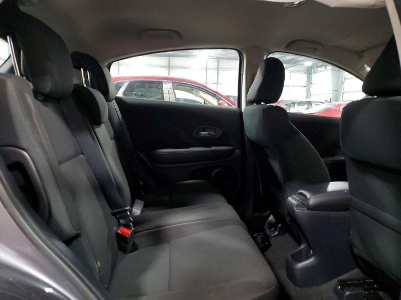 2018 HONDA HR-V LX 11