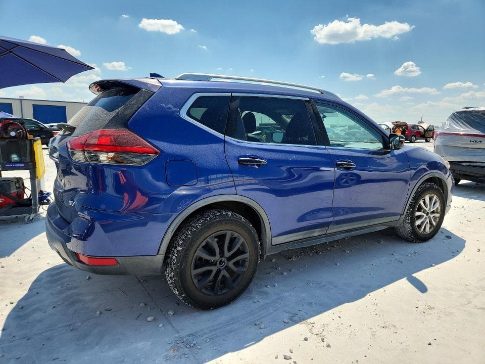 2018 NISSAN ROGUE SV 3