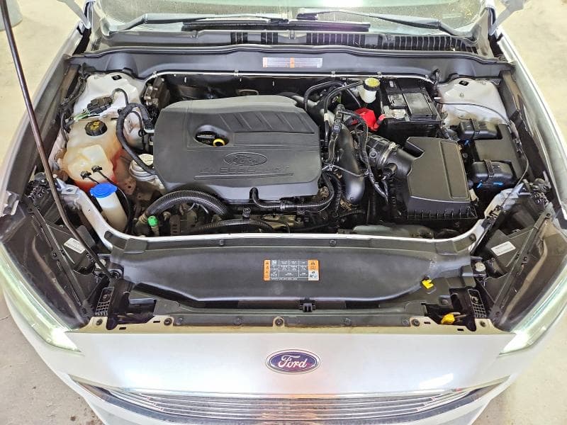 2017 FORD FUSION SE 11